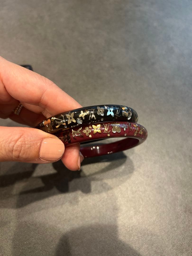 ルイ ヴィトン LOUIS VUITTON えんじバングル