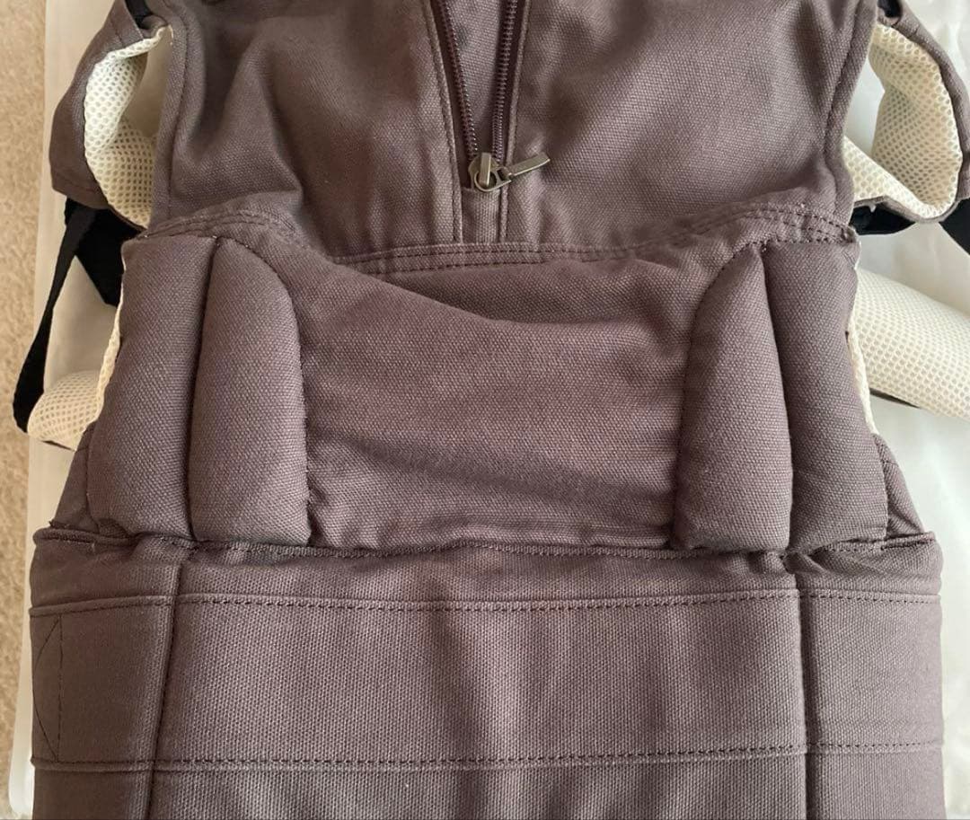 キューズベリーNICO 抱っこひも ブラウン 調整可能