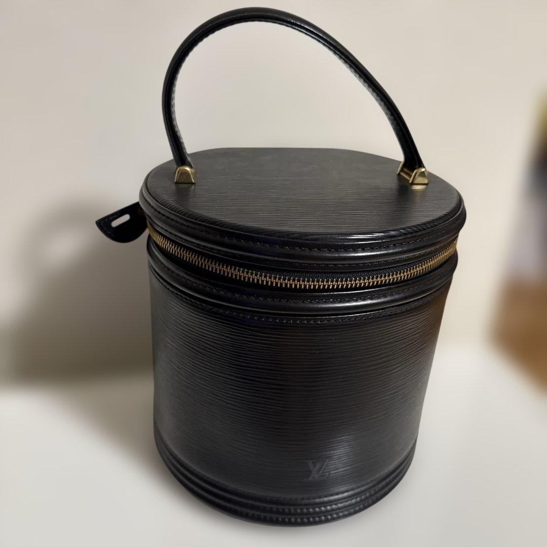 Ｒ*Ｅ様 M*.様 本物保証！Louis Vuitton カンヌ エピレザー ハ