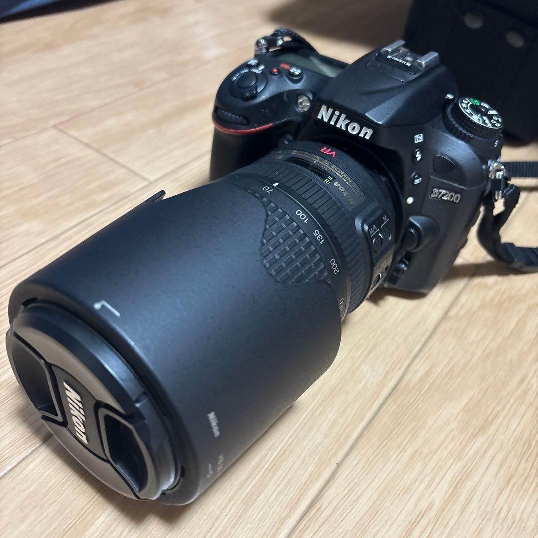 Nikon D7200 デジタル一眼レフカメラ 本体と付属品
