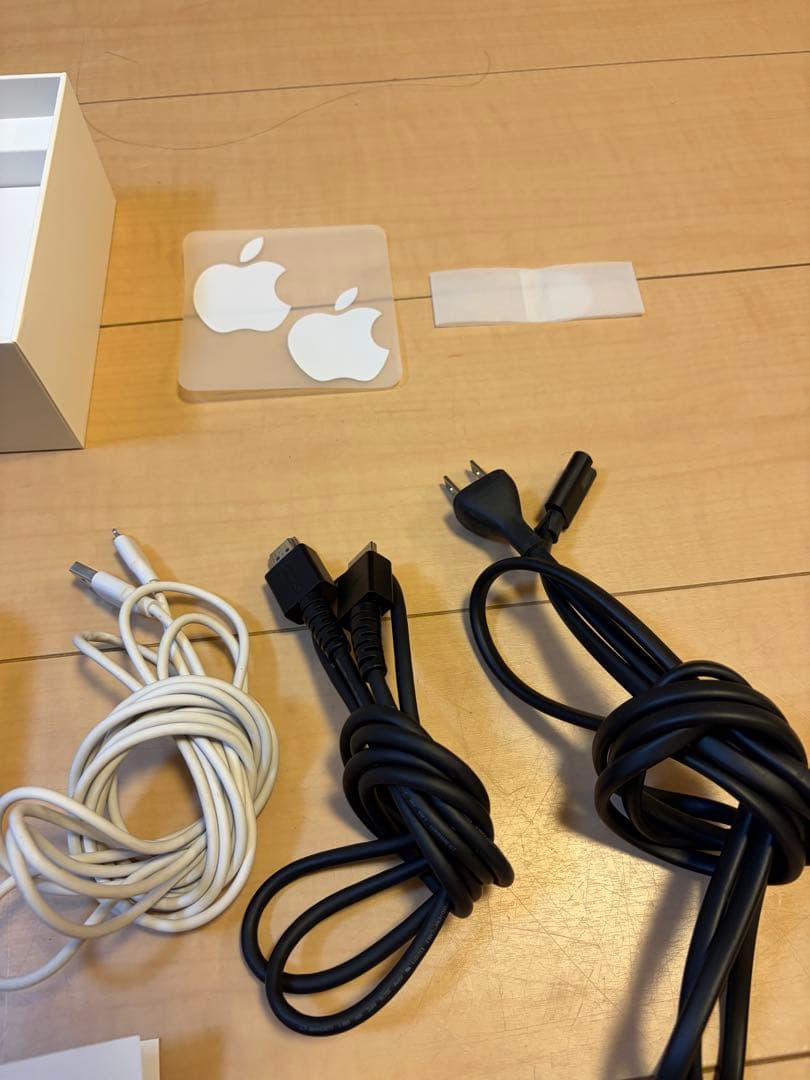 Apple TV 4K32GB本体 + リモコン + ケーブルセット