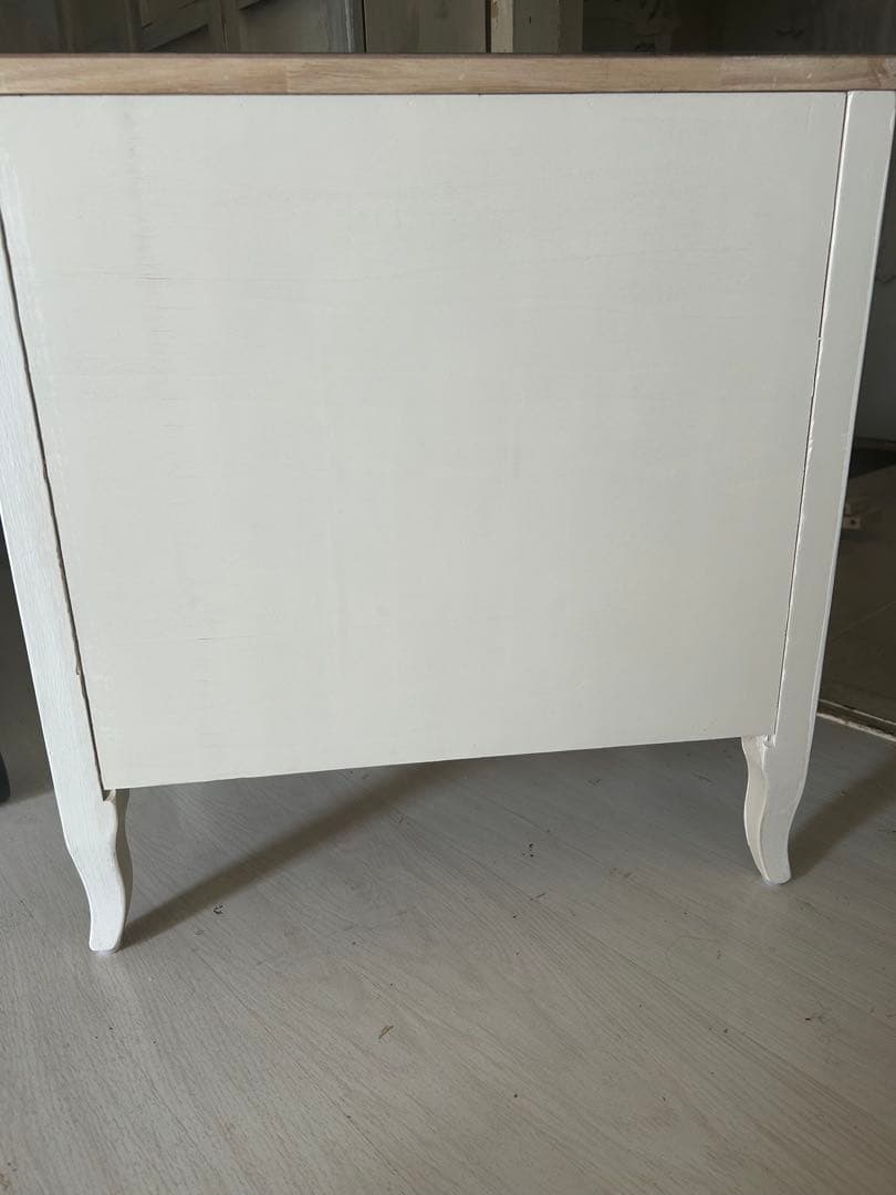 アンティーク調　木製チェスト　ホワイトペイント