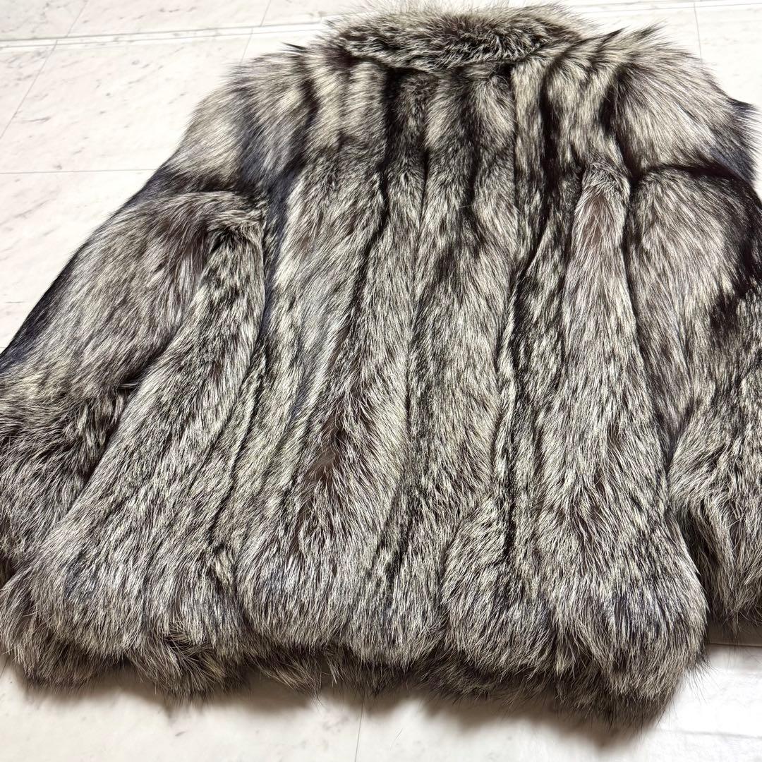 美品 SAGA FOX  毛皮コート 裏地ペイズリー柄 金サガ 11号