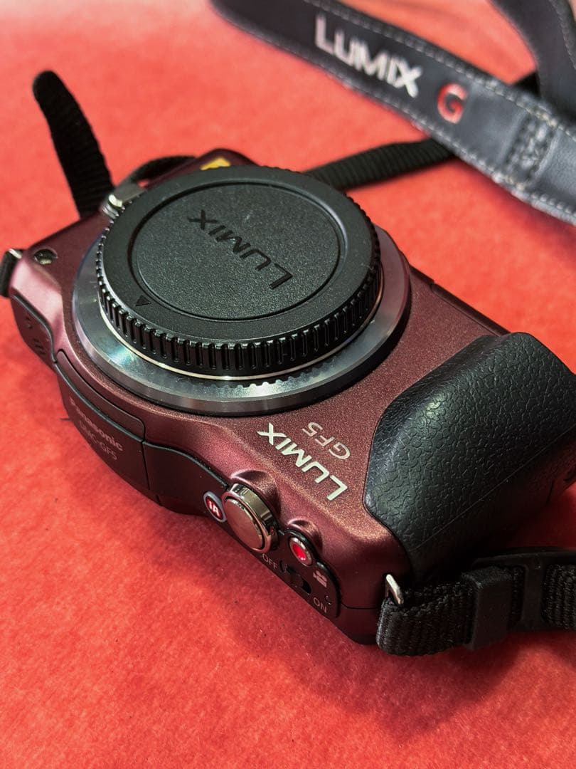 極上美品　LUMIX GF5 コンパクトデジタルカメラ