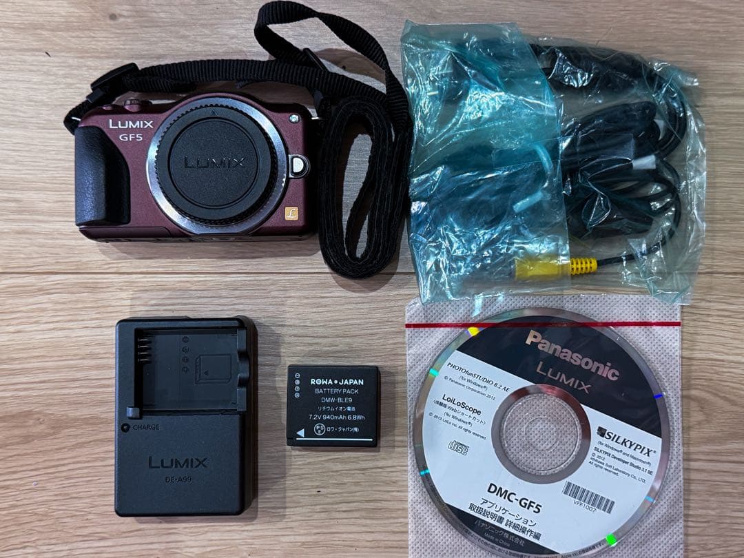 極上美品　LUMIX GF5 コンパクトデジタルカメラ