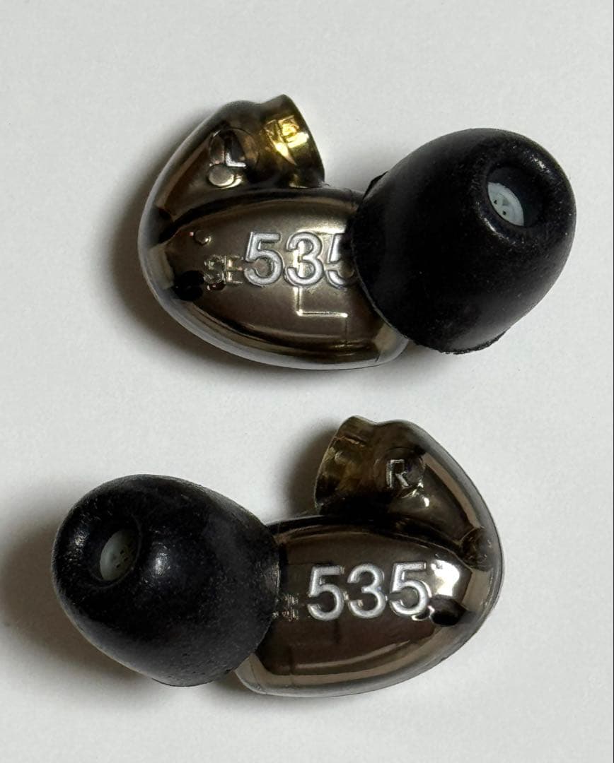 美品 SHURE ( シュア ) SE535 カナル型イヤホン