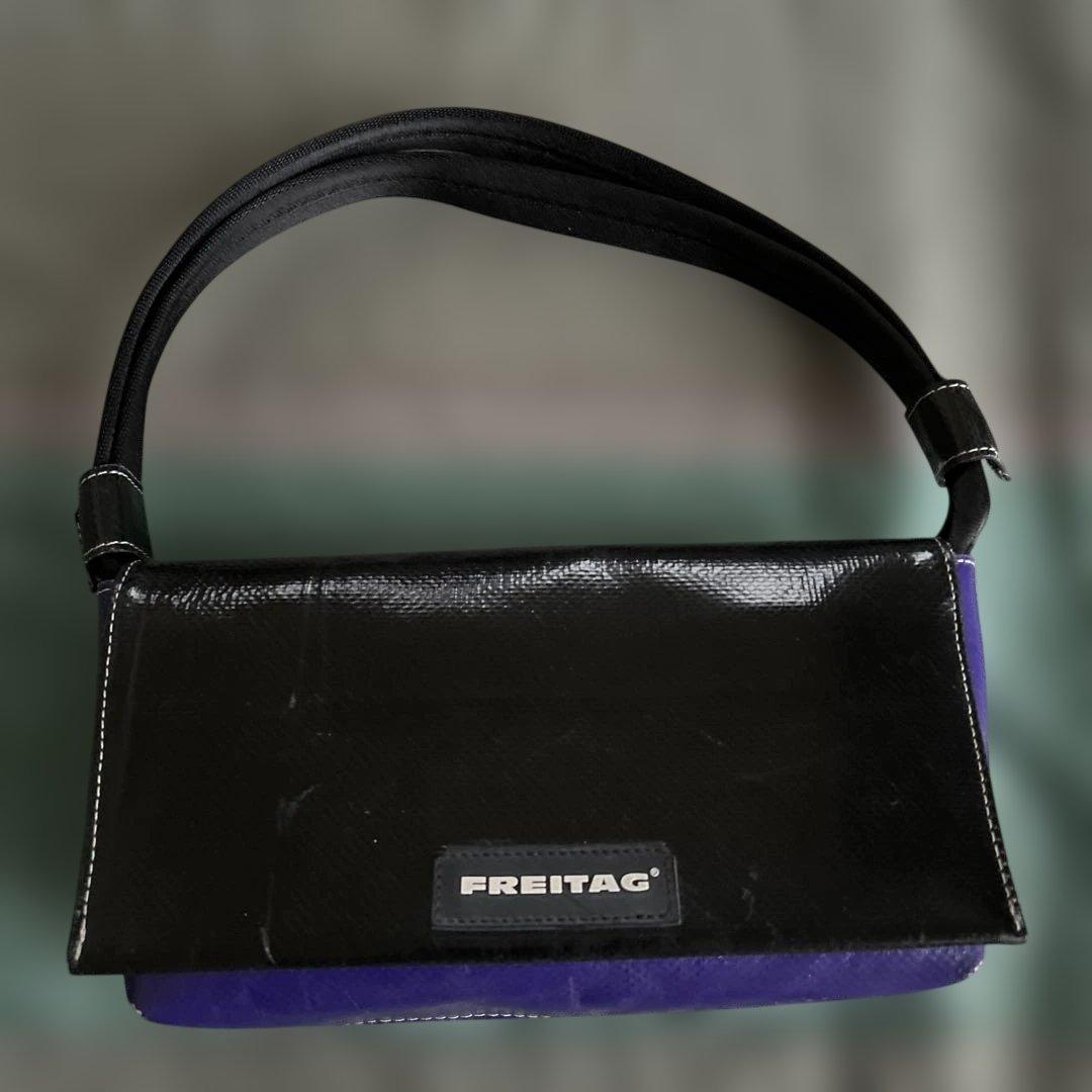 フライターグ　バックLAURA F71 廃盤品