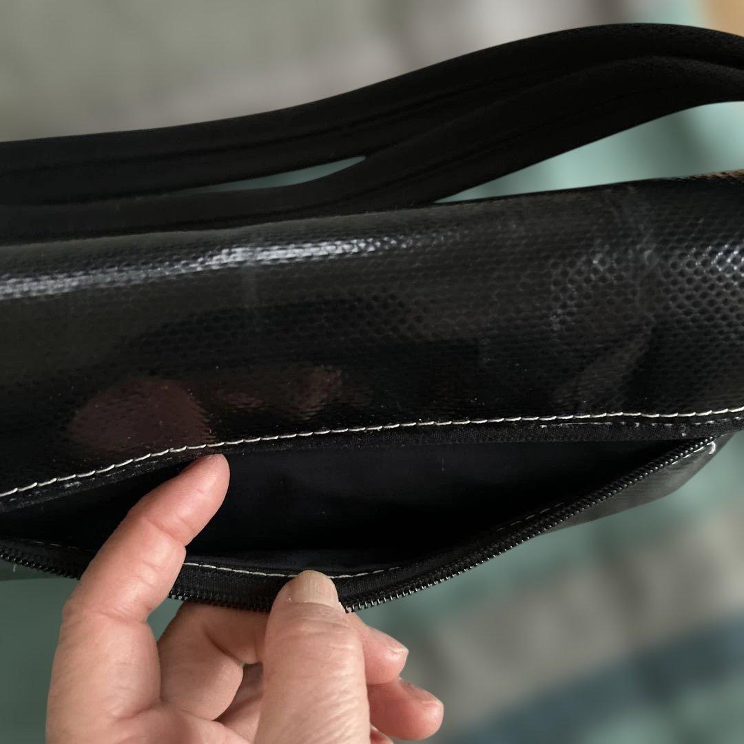 フライターグ　バックLAURA F71 廃盤品