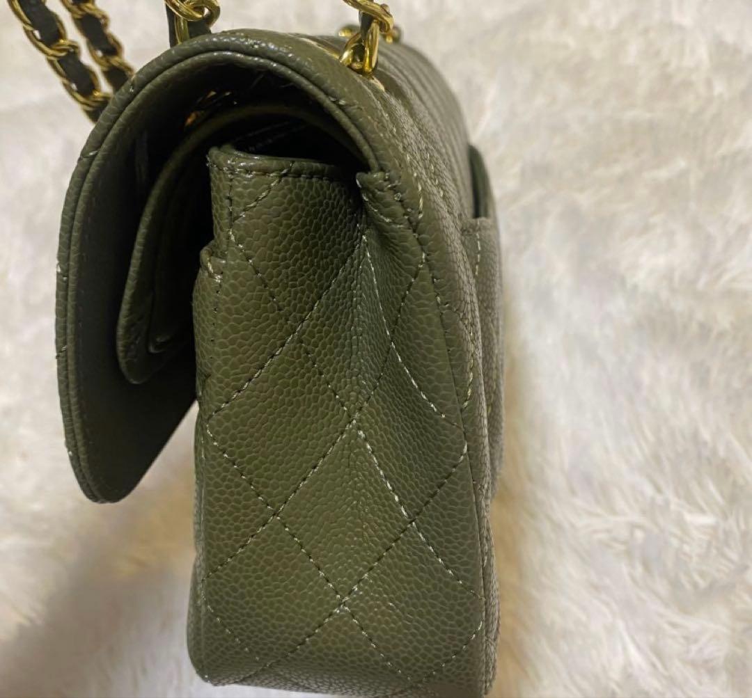 CHANEL チェーンバッグ　マトラッセ　グリーン　ノベルティ