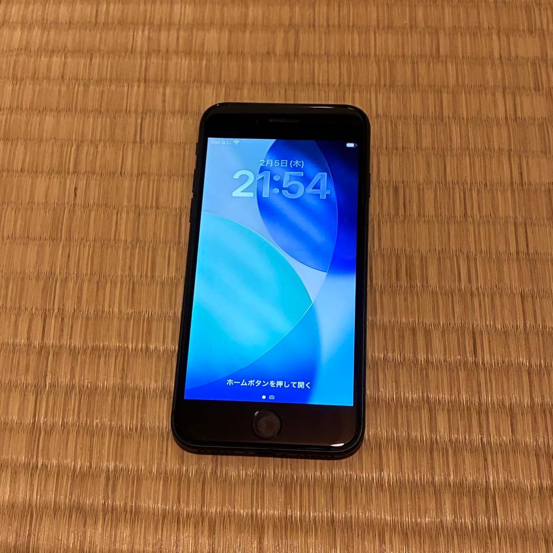 美品 iPhone SE 3 第3世代 黒 128gb バッテリー100%