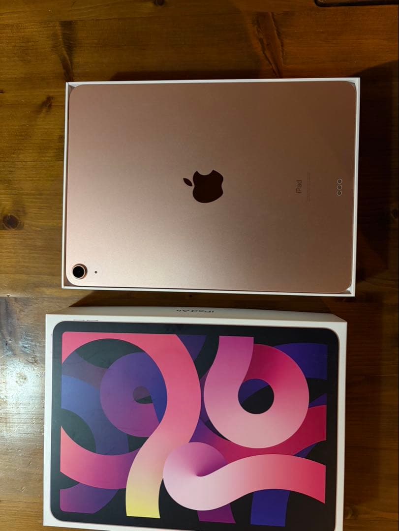 カルシファー iPad Air gen 4 ピンク (wifi)