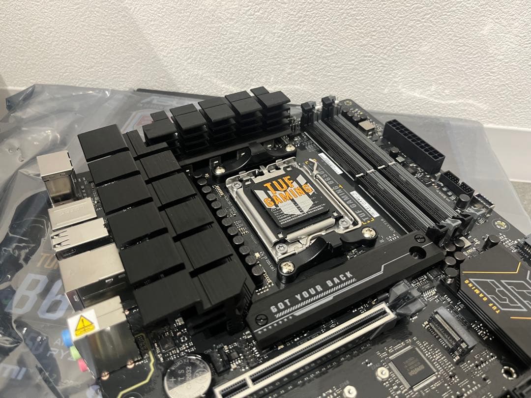 マザーボード ASUS TUF GAMING B650M-E