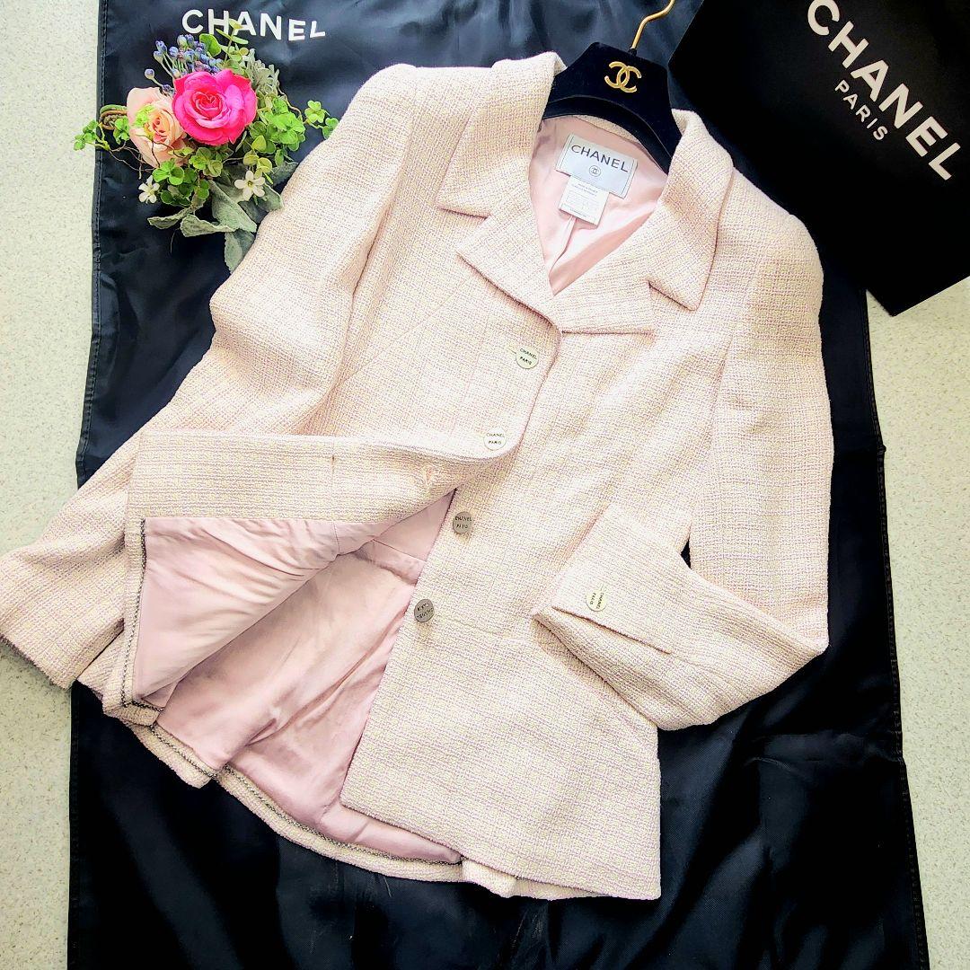 【極上美品】CHANEL 00C ツィードジャケットロゴ ボタン ペプラム