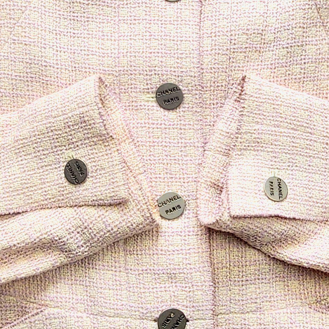 【極上美品】CHANEL 00C ツィードジャケットロゴ ボタン ペプラム