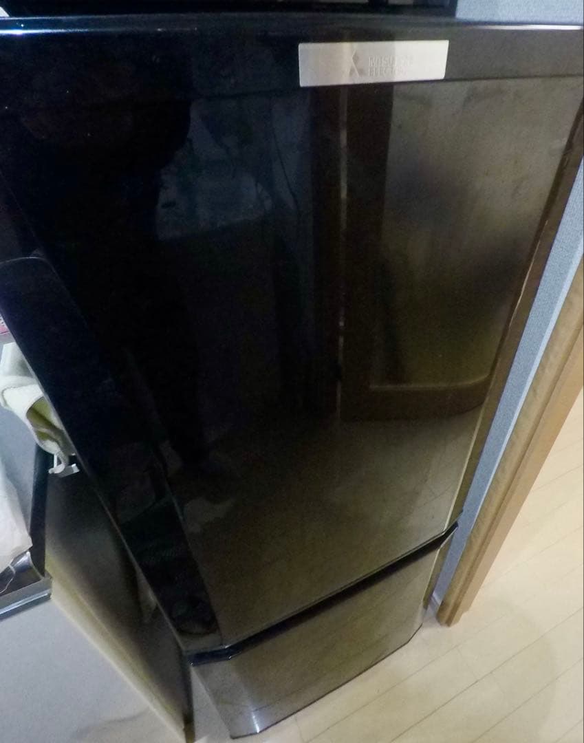 【値下】三菱電機 146L 2ドア冷凍冷蔵庫 MR-P15C-B セール 右開き
