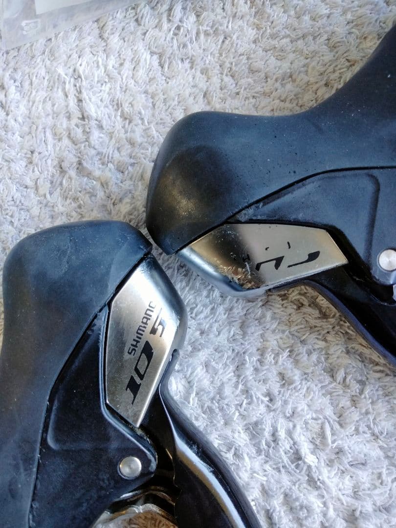 Shimano 105 １０速シフター ケーブル付き　ST-5700