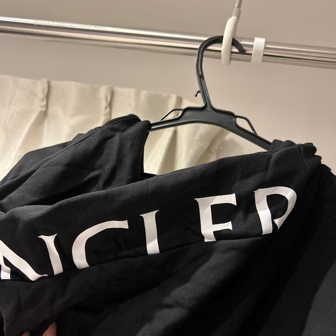 MONCLER フーディー