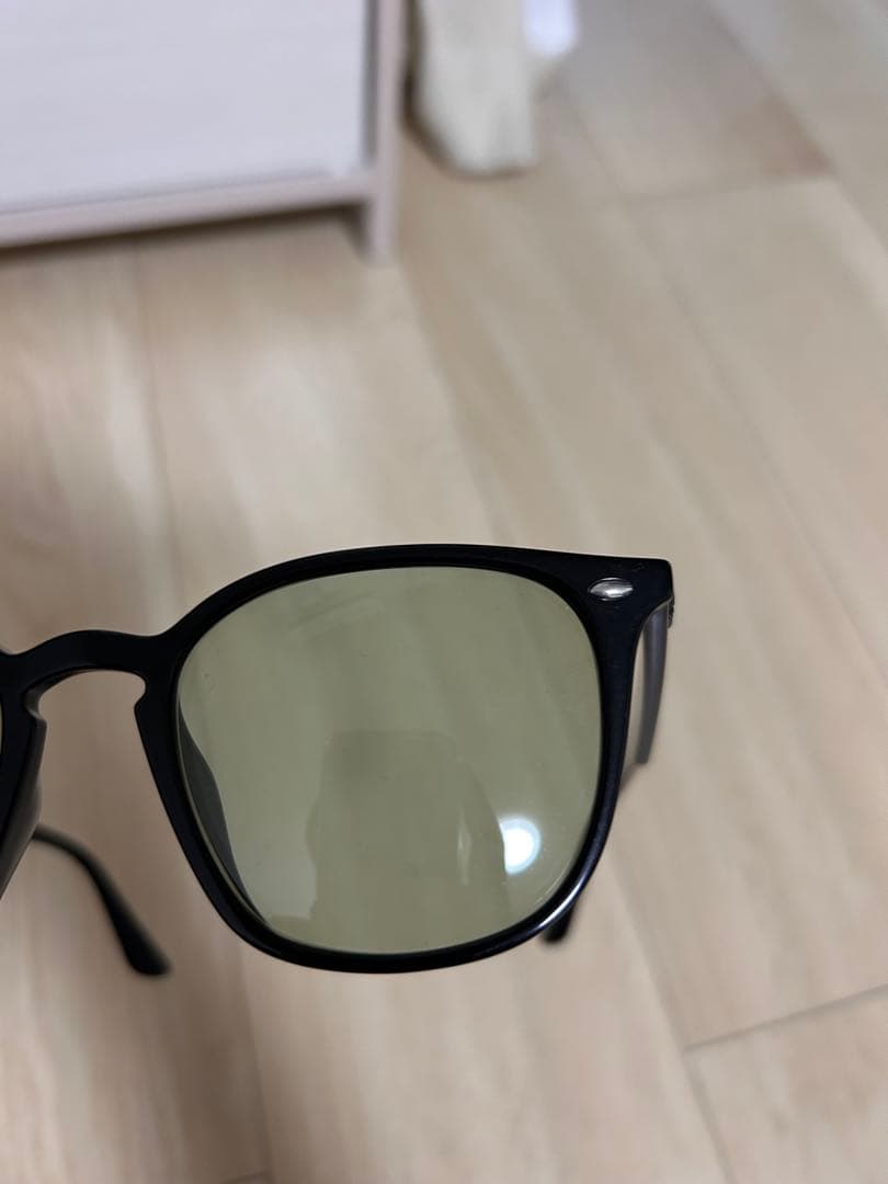 Ray-Ban RB 4258-F サングラス ブラック