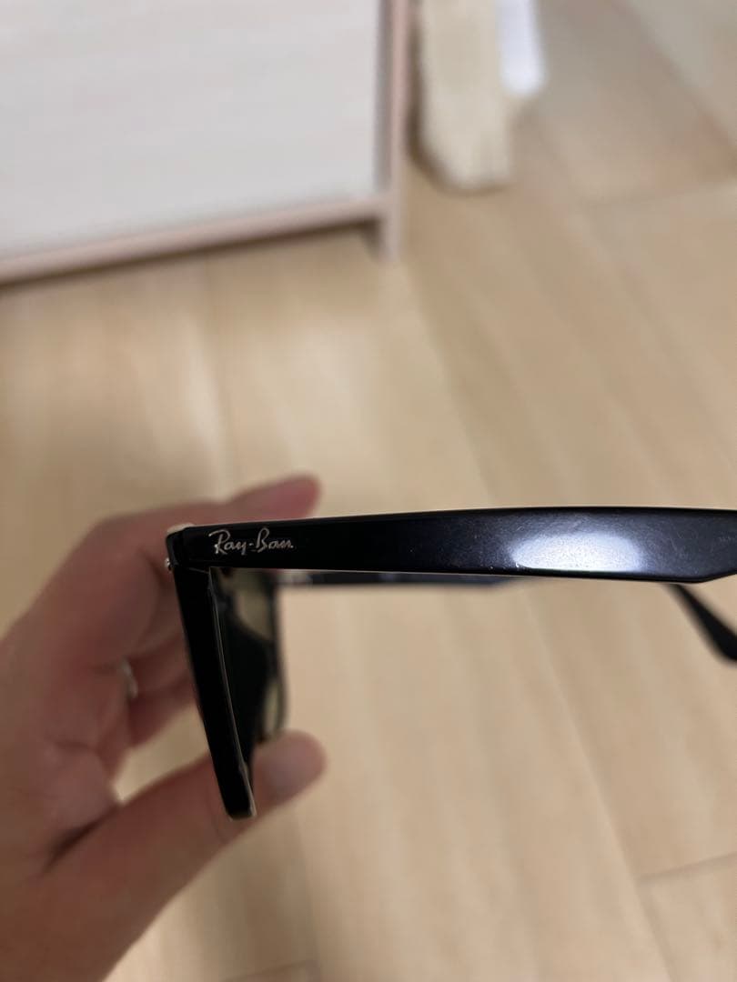 Ray-Ban RB 4258-F サングラス ブラック