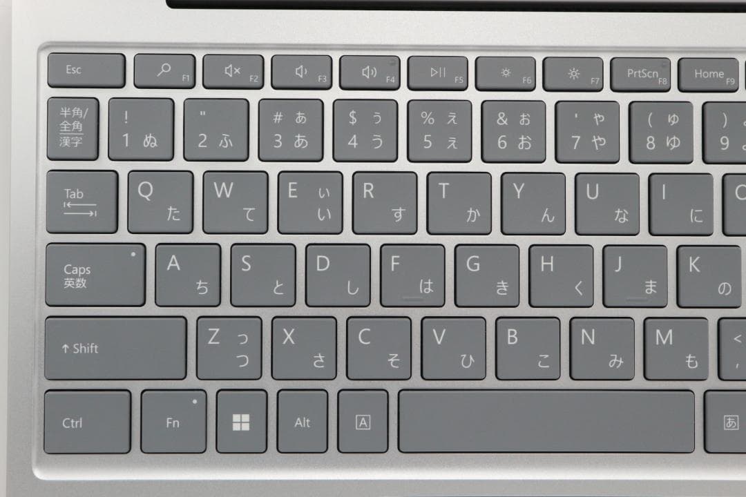 非常に綺麗Surface Laptop Go3 i5 128GB電池良好オフィス