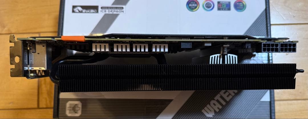 【訳あり】GIGABYTE GTX1080ti 水冷ブロック付き