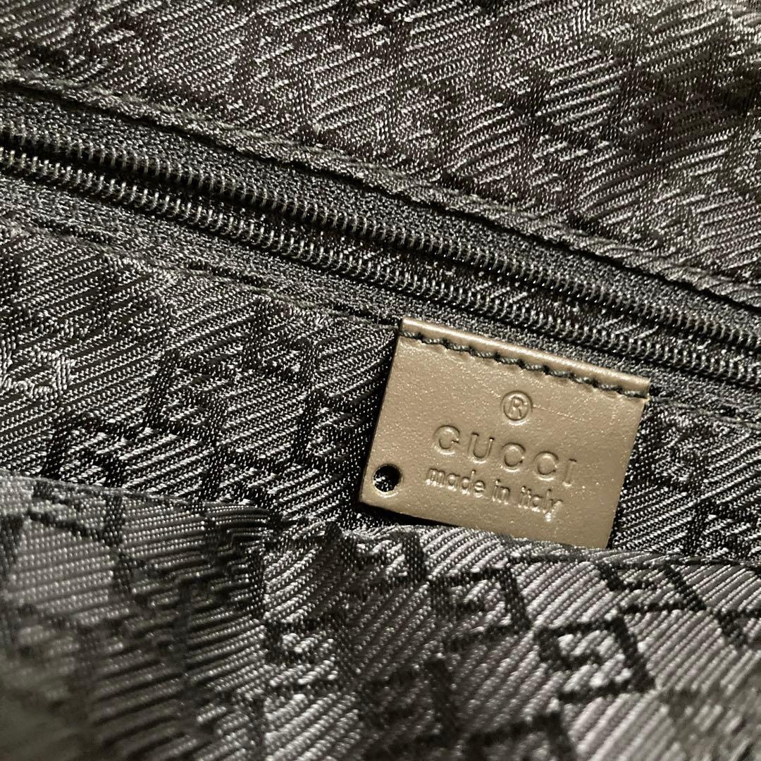 GUCCI ダークグレー ハンドバッグ