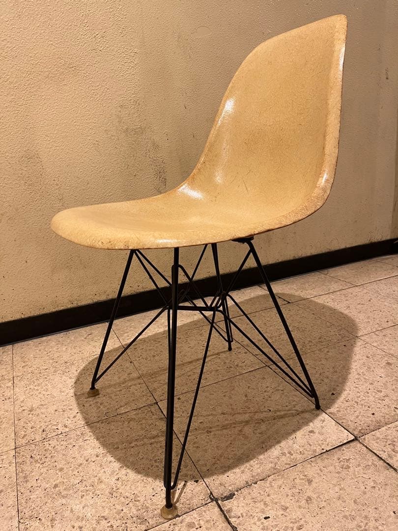 ハーマンミラー イームズチェアー　 チャールズイームズ　サイドシェル　 正規品