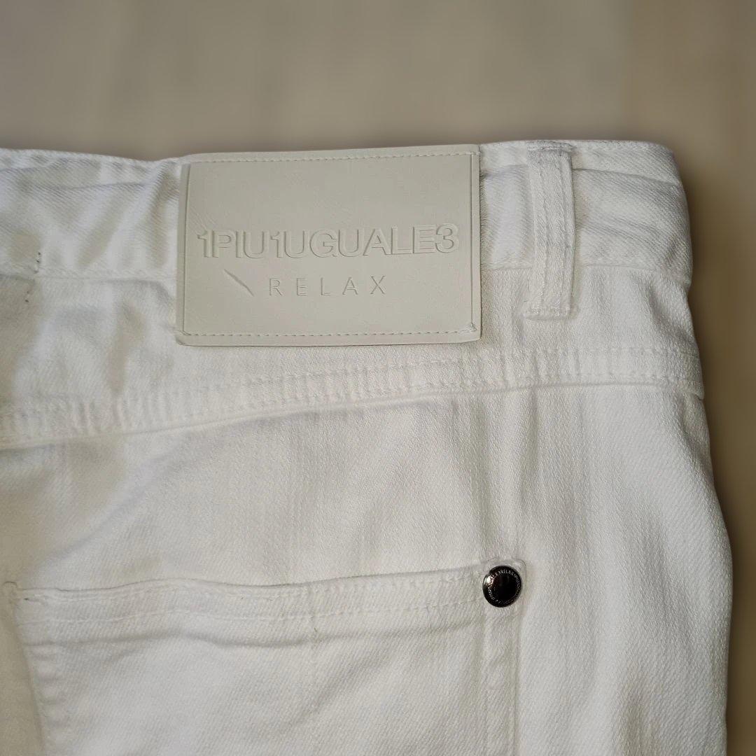 希少ホワイトスキニーデニム♪ウノピュー ダメージ加工♪刺繍ロゴ！ドローストリング