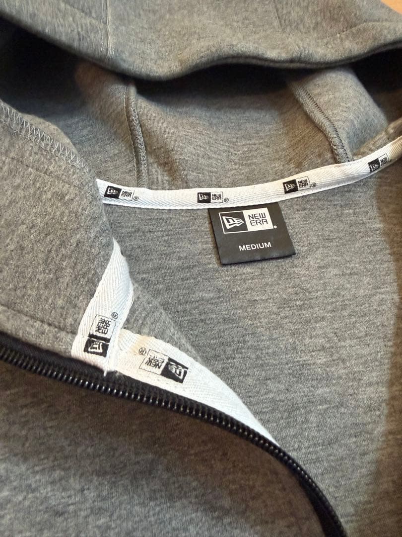 NEW ERAダンボールニット素材　グレー ジャージ上下セット フード付き