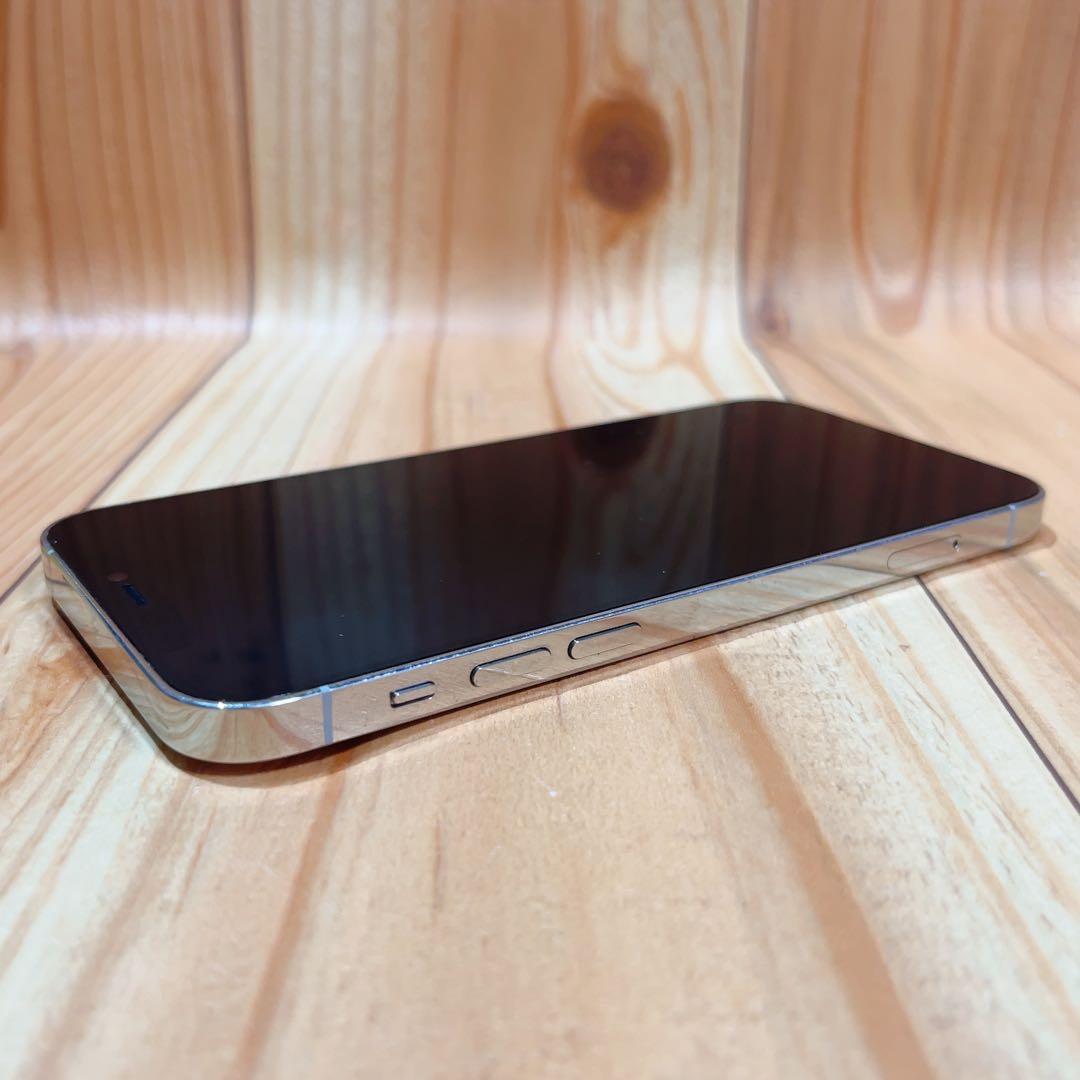 SIMフリー 本体 iPhone 12 Pro 256 GB シルバー 540
