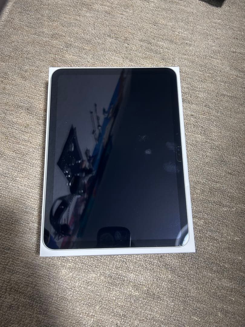 iPad A16 第11世代 128GB Wi-Fi シルバー