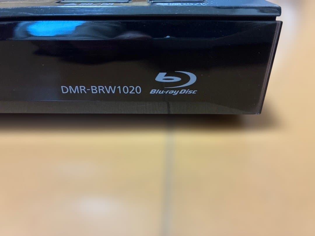 Panasonic ブルーレイレコーダー DMR-BRW1020（2017年製）