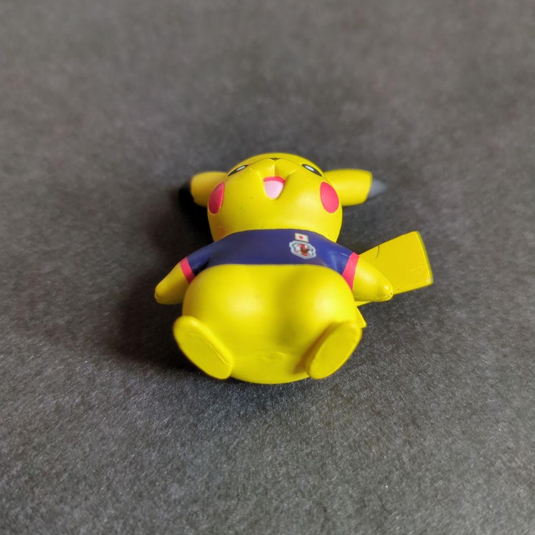 日本代表のピカチュウ：ポケモンカード＆フィギュア