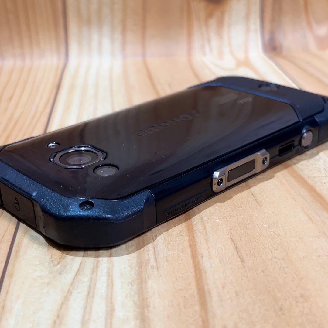 SIMフリー 本体 TORQUE G03 32 GB 070 ブラック 電池良好