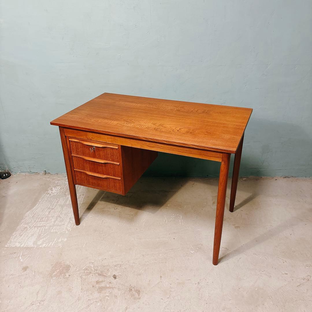 【ひで】デンマーク　チーク材　片袖デスク　北欧家具　北欧ビンテージ