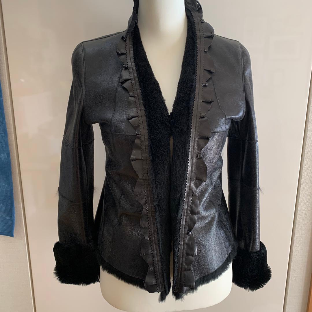 新春SALE、 ARMANIのレザーファージャケット