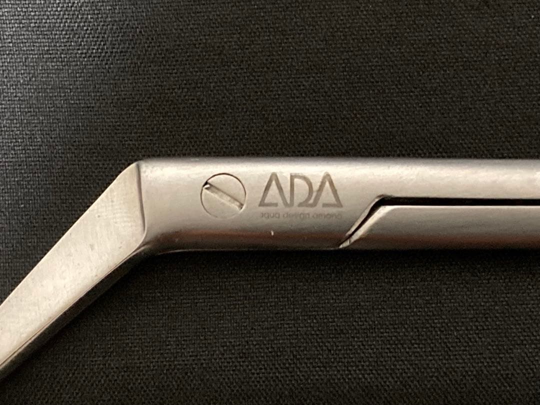 旧ロゴ ADA社製シザース