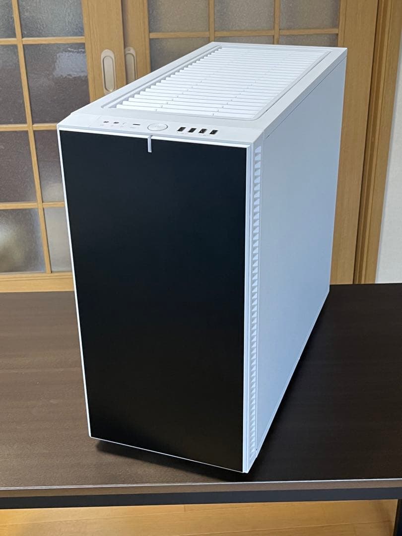 【美品】Fractal Design Define 7 White 静音高拡張性