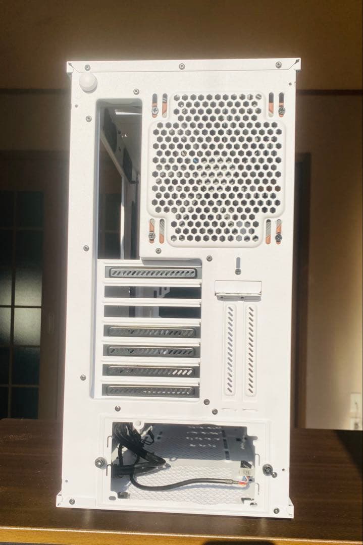 【美品】Fractal Design Define 7 White 静音高拡張性