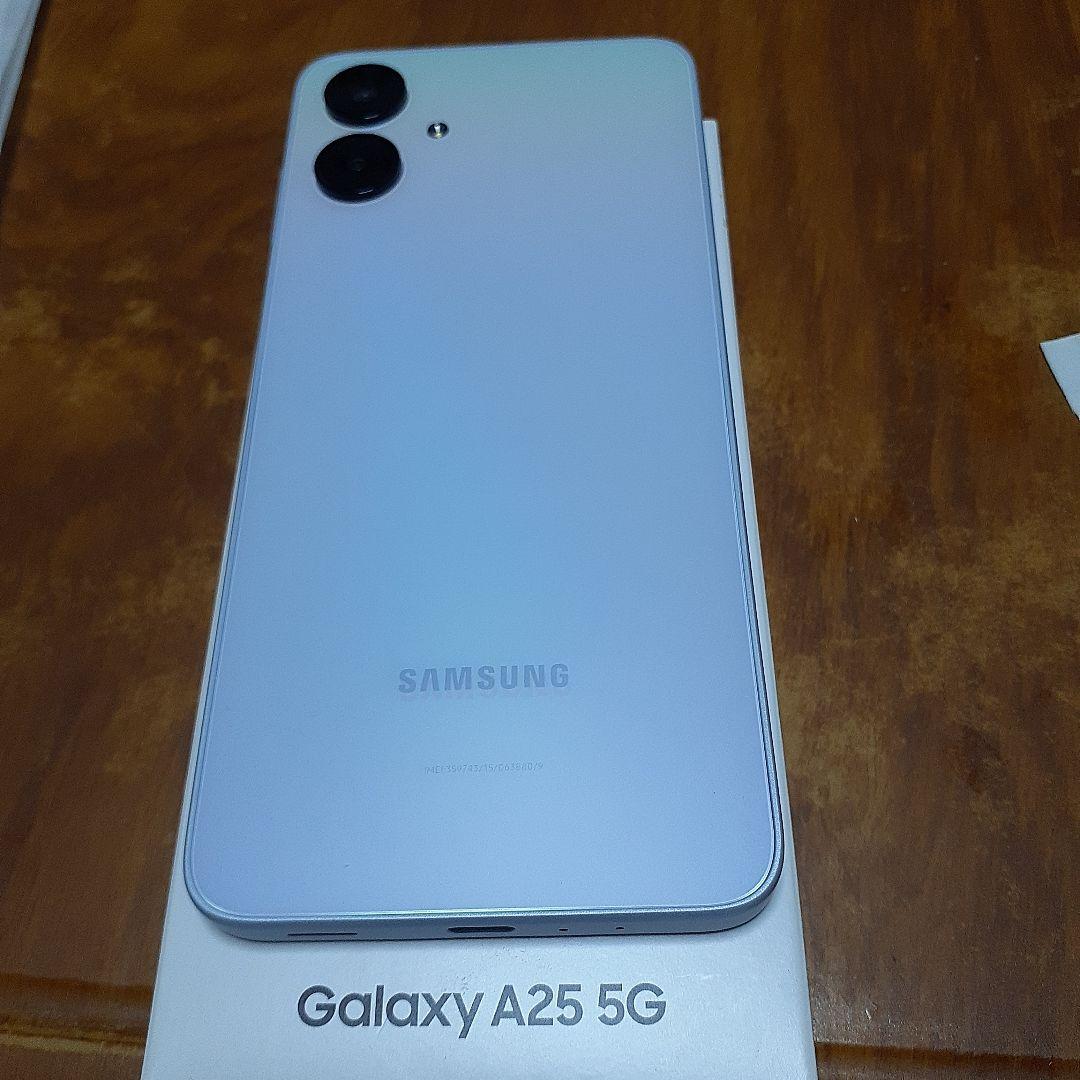 Samsung Galaxy A25 5G ホワイトSIMフリー