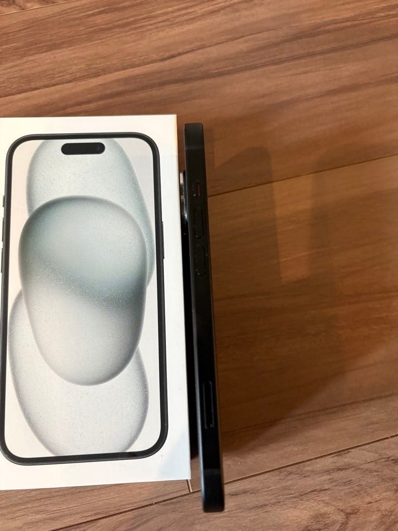 iPhone 15 SIMフリー 128GB ブラック