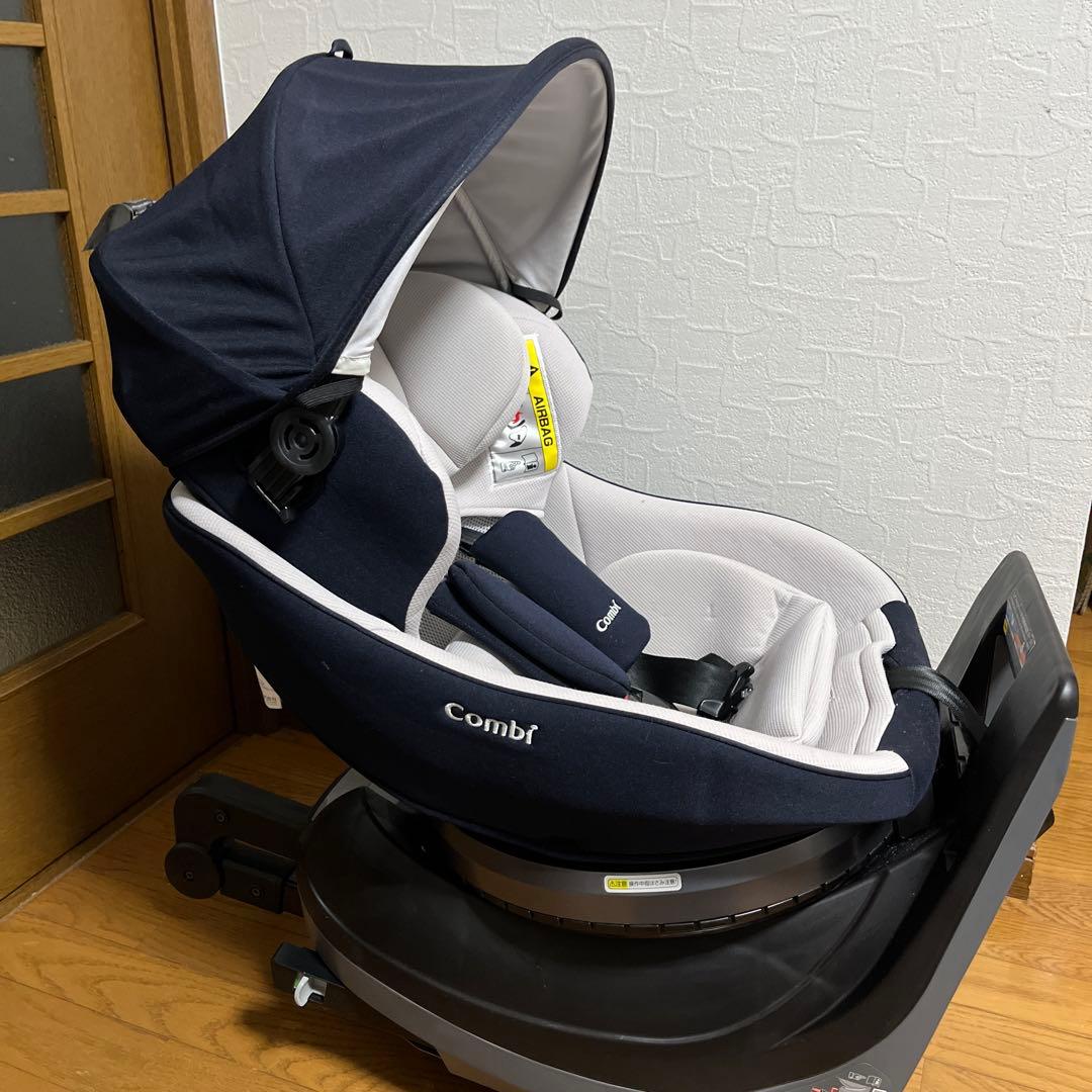 週末限定　Combi 回転式チャイルドシート ネイビー/グレー
