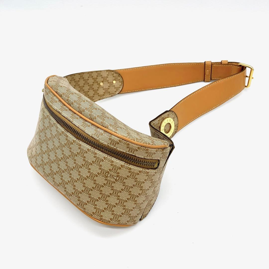 【CELINE】ボディバッグ　ウエストポーチ　マカダム柄　ゴールド金具　ベージュ