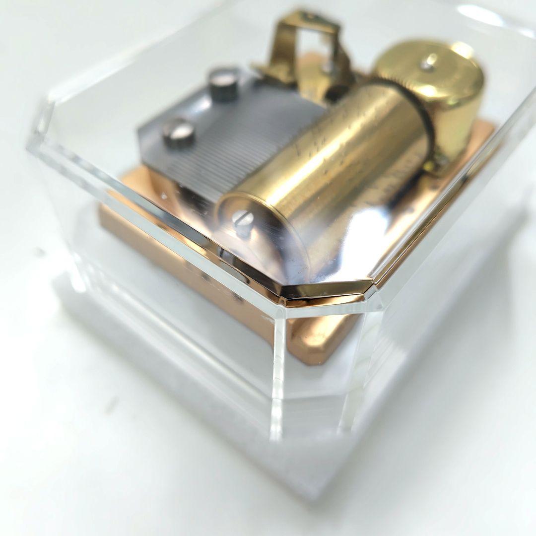 リュージュオルゴール　36弁　 クリスタルガラスボックス