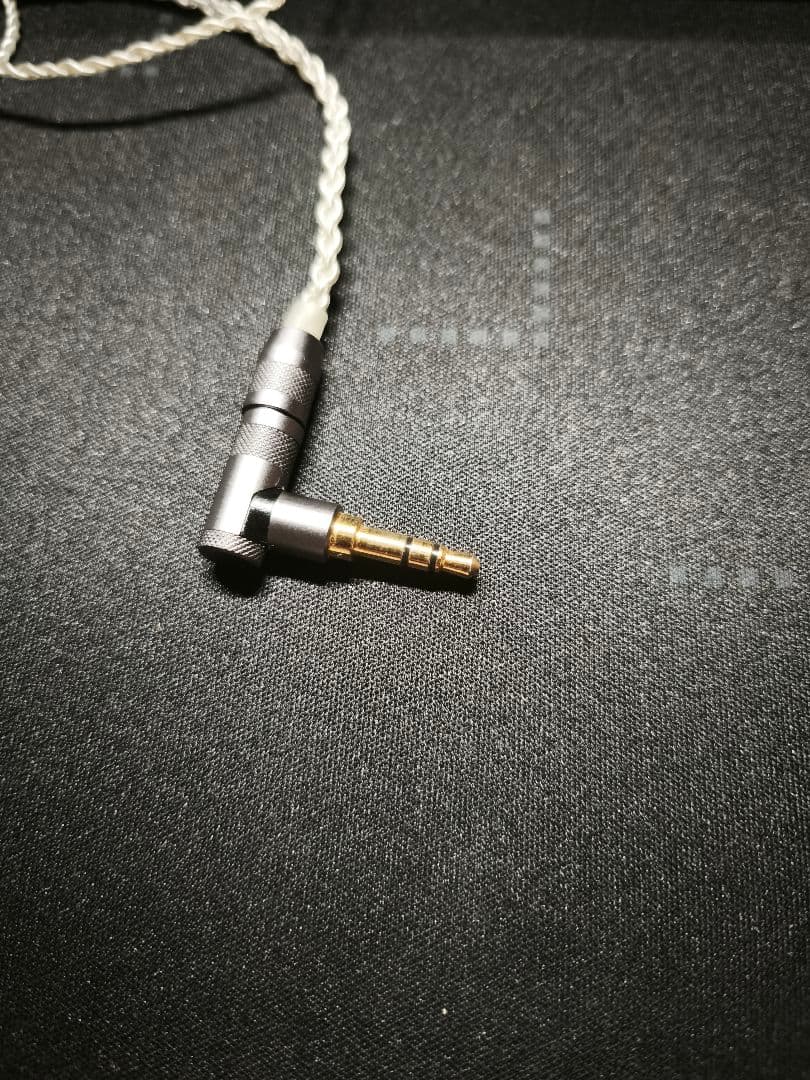 イヤホン qdc Studio4SS