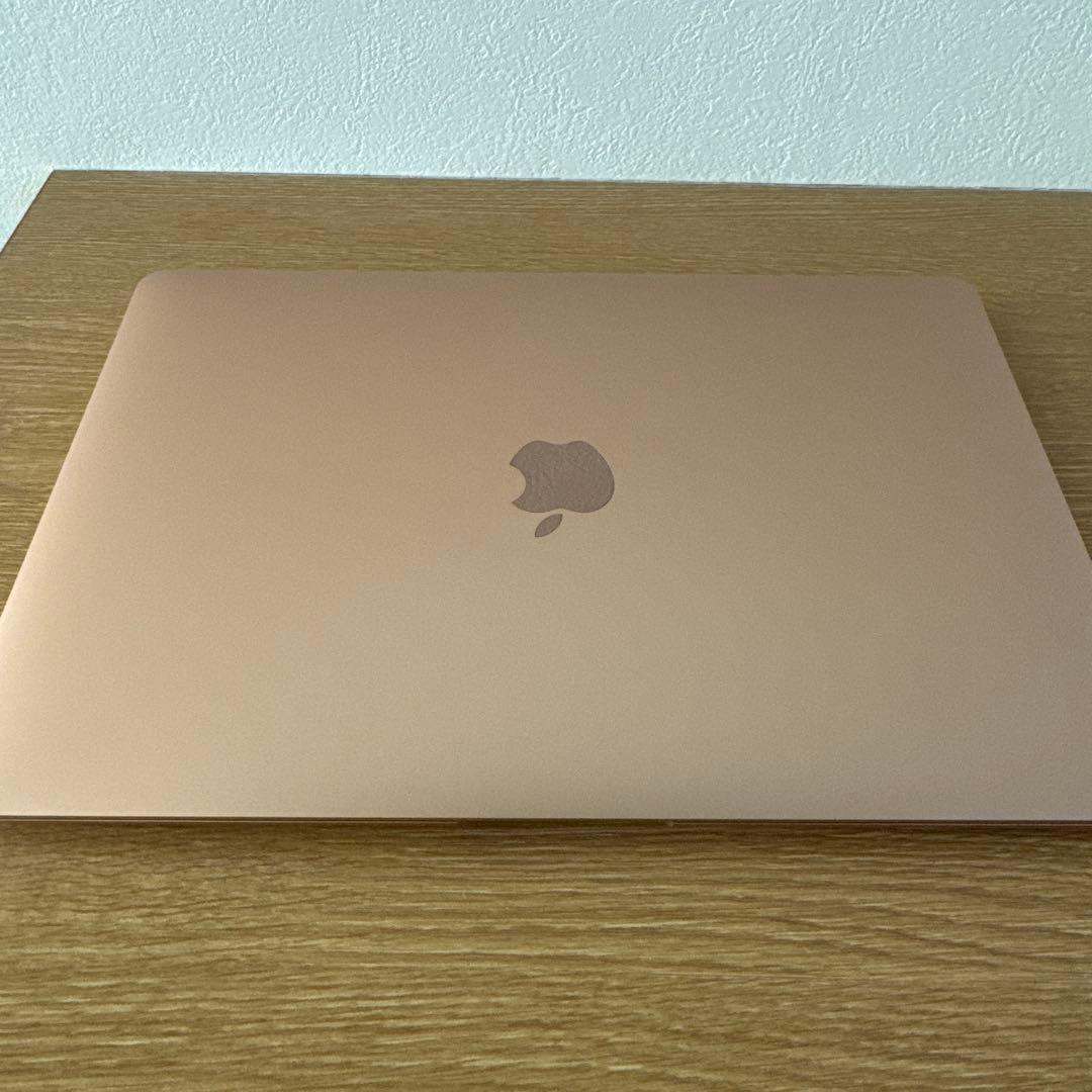 MacBook Air M1 8 256GB MGND3J/A incace付き
