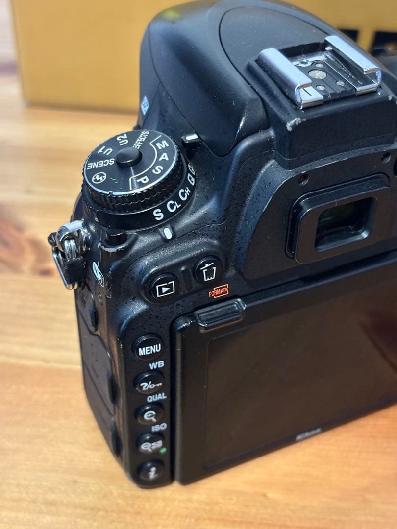 Nikon D750 一眼レフカメラ 本体+MB-D16