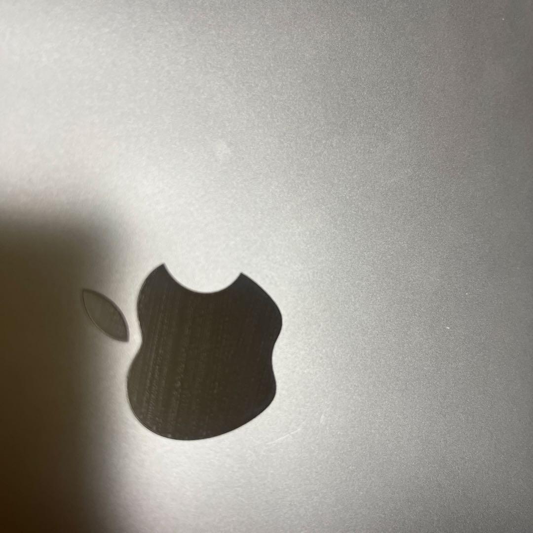 Apple MacBook Air 13インチ シルバー 充電器付き
