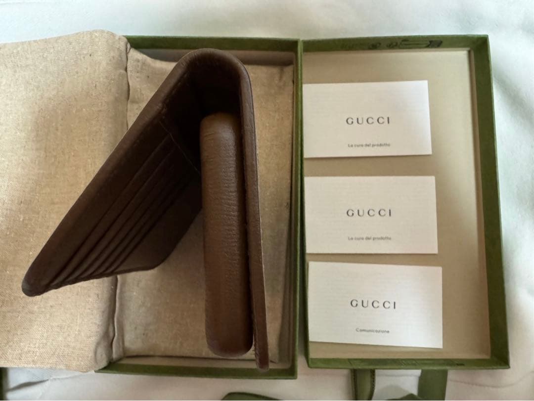 【新品】GUCCI グッチ　アイフォンケース iPhone15PRO 手帳型