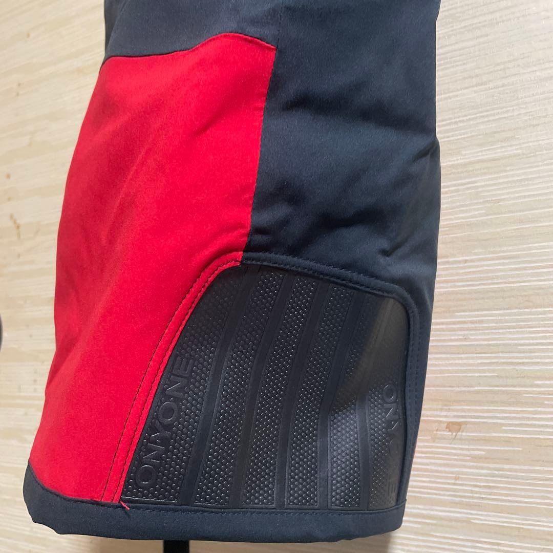 (送料込み、プラス値引き) ONYONEスキーウェア パンツ黒/赤